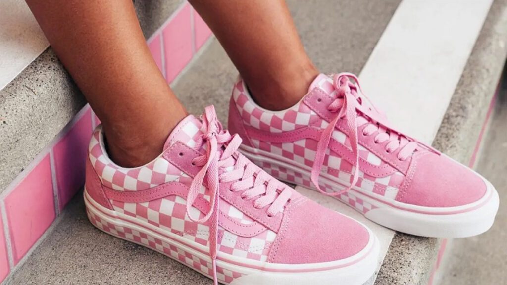 modelo de zapatillas rosa de vans